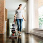 Shark ZU561 Navigator Lift-Away Speed Self Cleaning Brushroll Lightweight - Image 2