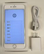 Apple iPhone 7 32GB Unlocked AT&T/T-Mobile - Silver - Image 4