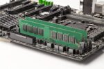 Crucial RAM 8GB DDR4 2666 MHz CL19 Desktop Memory CT8G4DFRA266 - Image 4